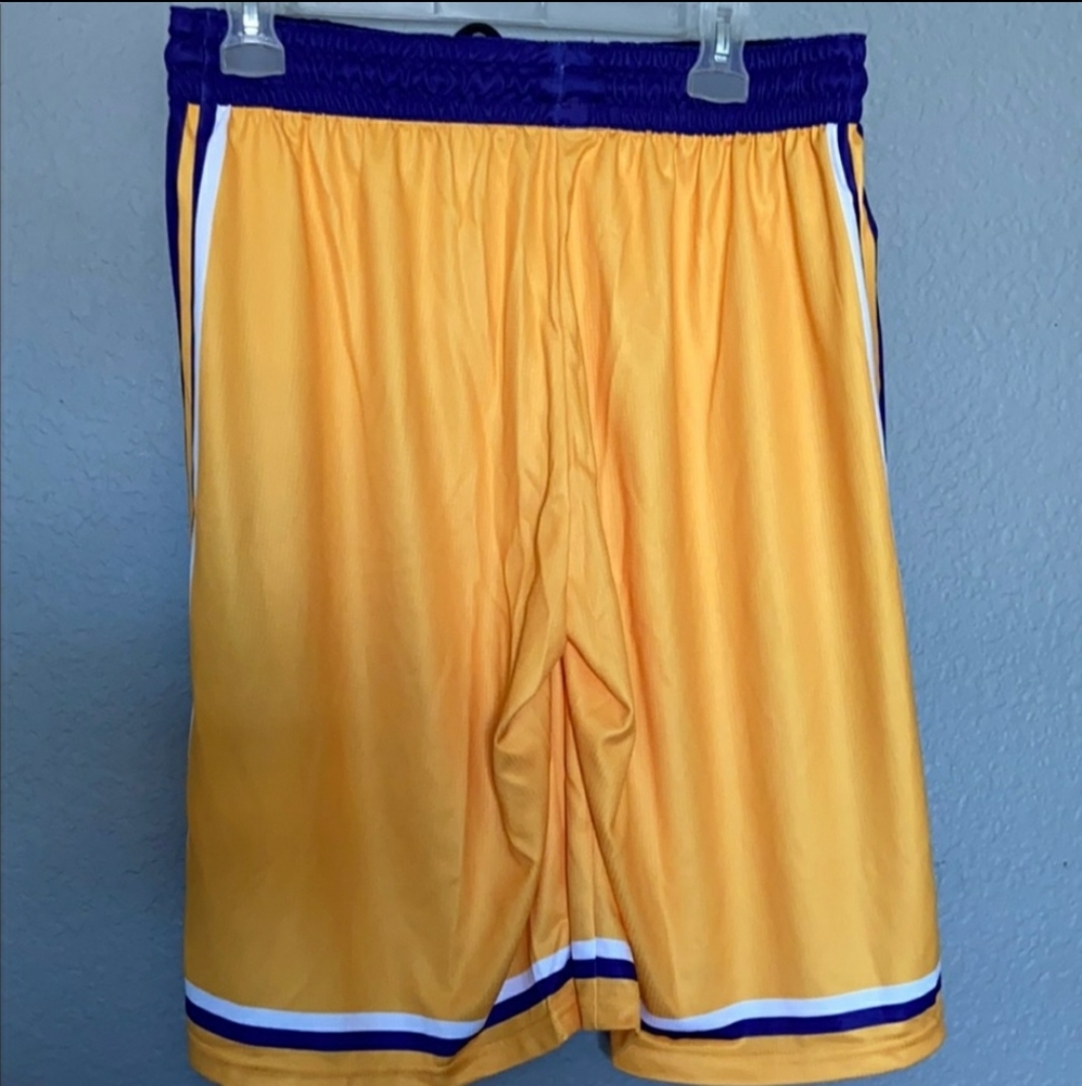Nike Los Angeles Lakers Basketball Shorts